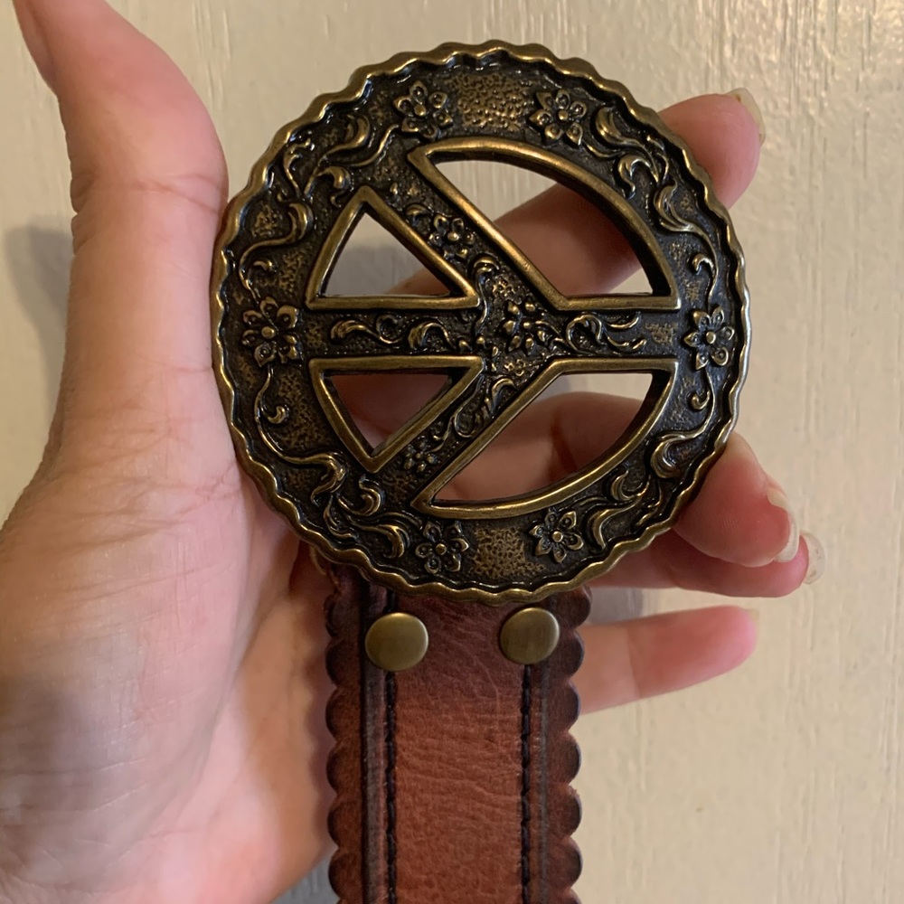100% Leather Belt, Brown women size 30
